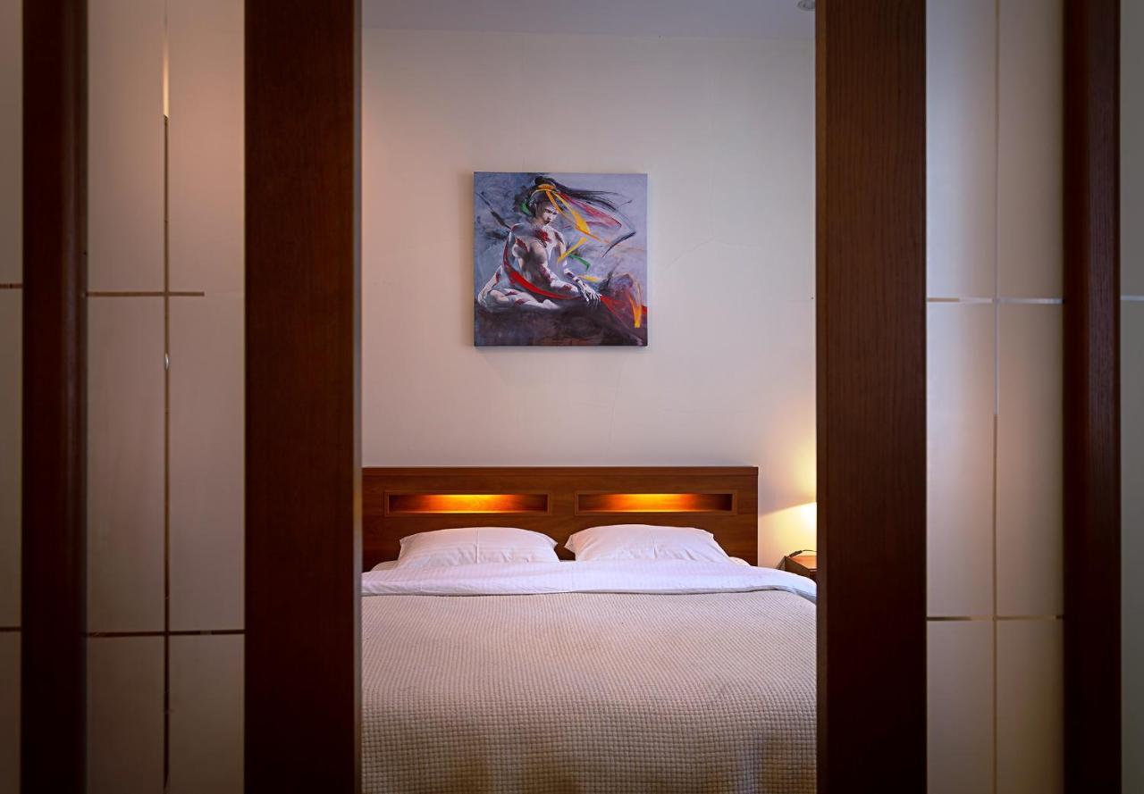 Kyiv High Standard Apartment Экстерьер фото